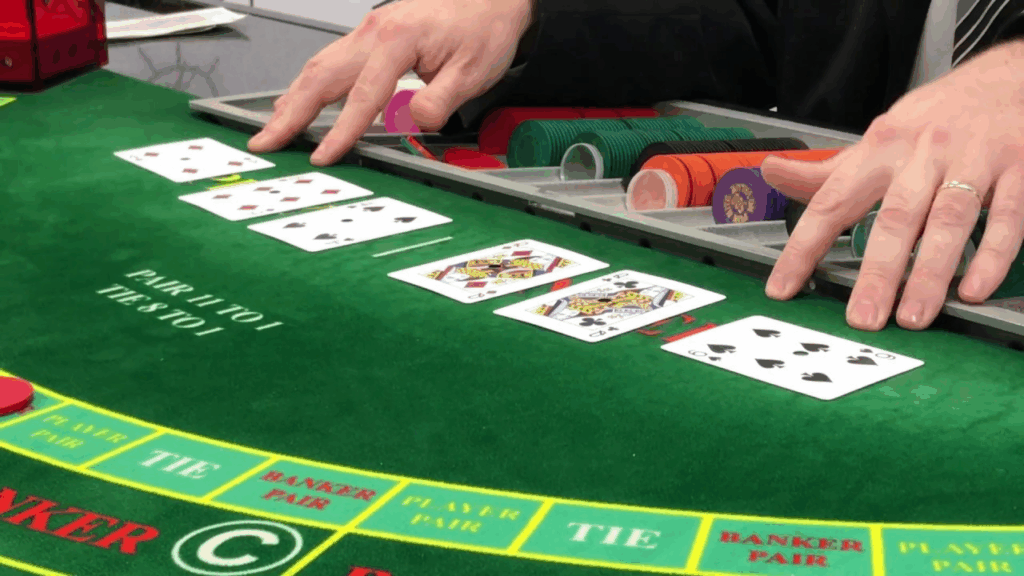 Baccarat Bao Nhiêu Bộ Bài - Khám Phá Mẹo Chơi Thắng Lớn 3 image